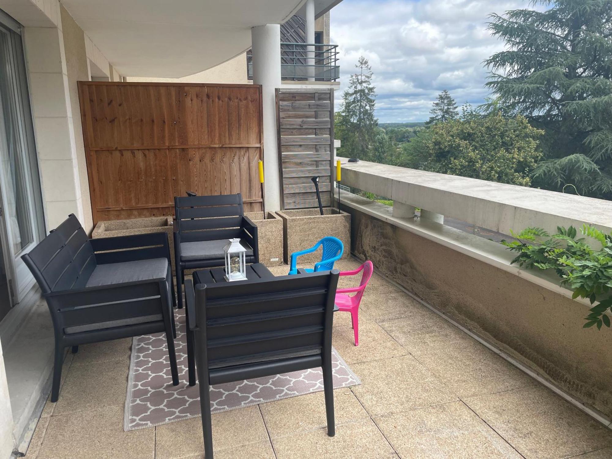Appartement Avec Parking & Linge Inclus & Local Velos Блуа Экстерьер фото